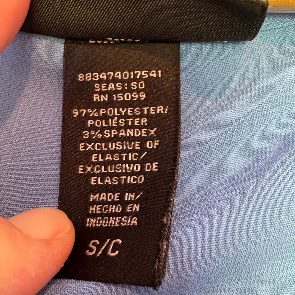 NWOT APOSTROPHE Blue Button-Detail Top - Picture 7 of 7